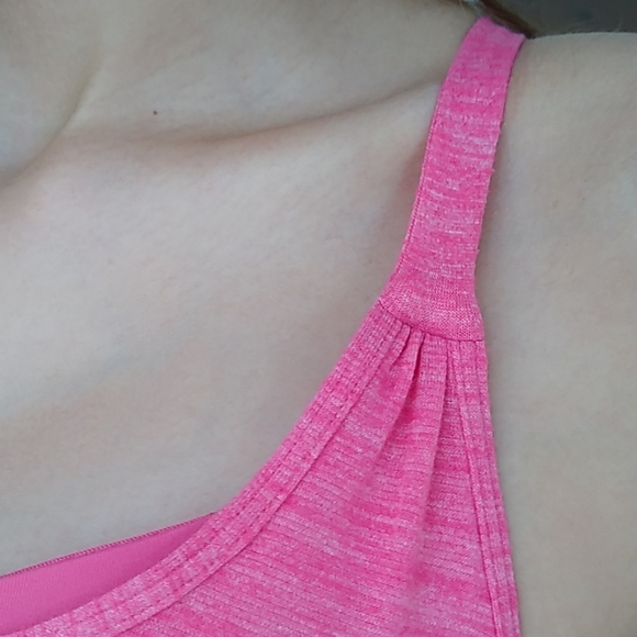 Lululemon Coral 2 in 1 Tank with built-in bra - Picture 8 of 8